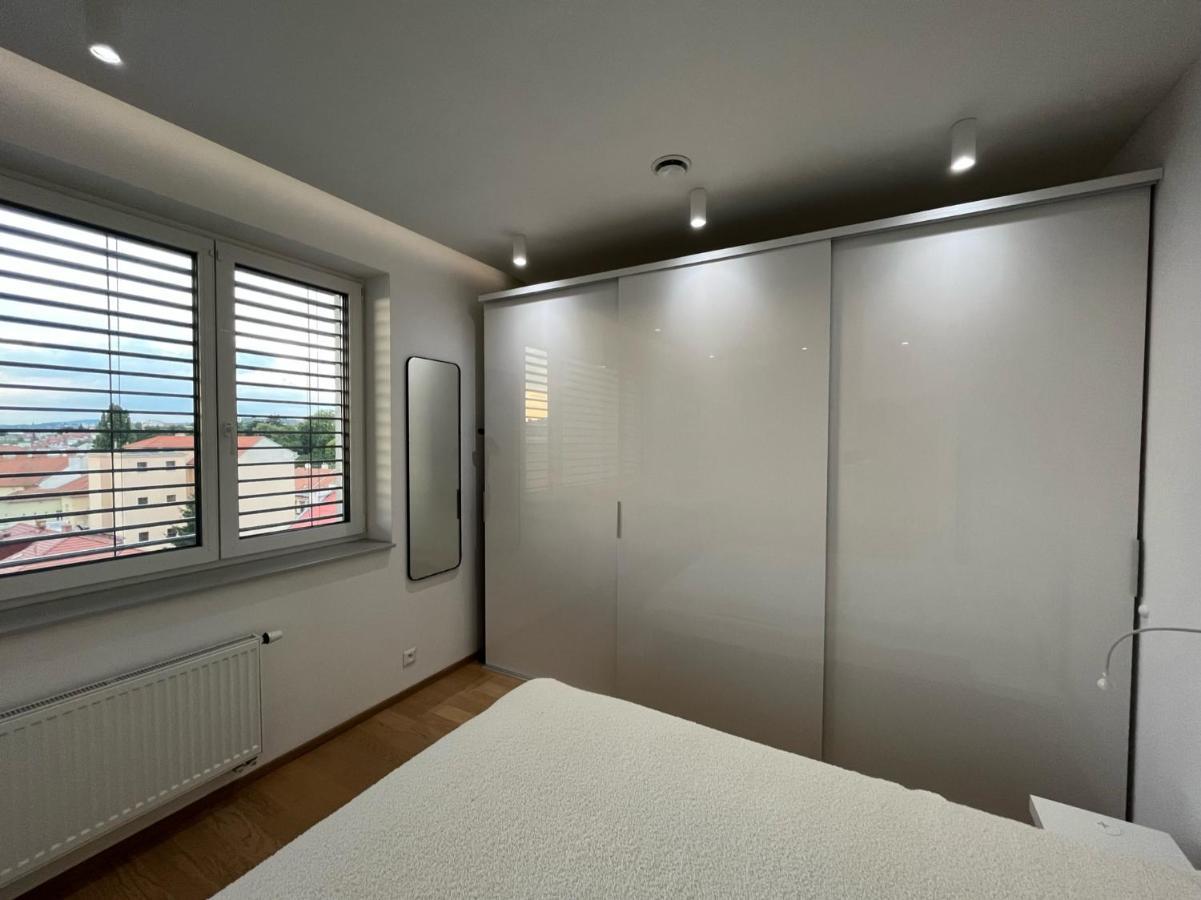 Brno City Center Apartment With Parking And A Big Terrace Extérieur photo